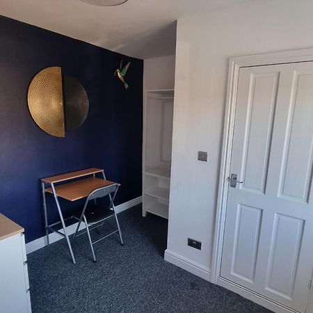 En Suite Room With Kitchen Facilities Nottingham Exterior foto